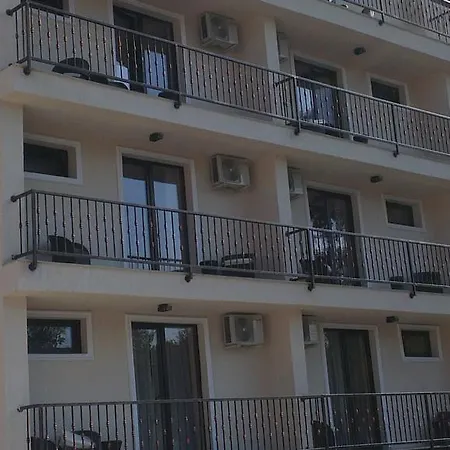 Ξενοδοχείο Mondial - 3*